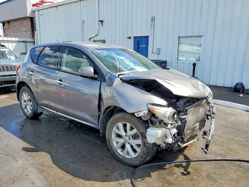 2012 Nissan Murano s