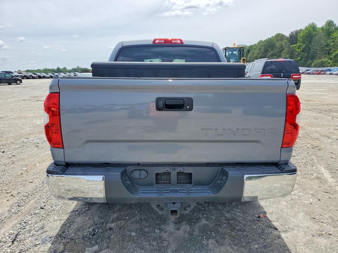 2019 Toyota Tundra Crewmax SR5
