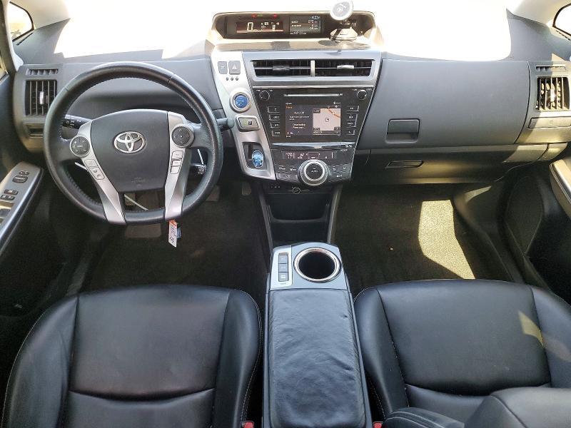 2016 Toyota Prius v Four