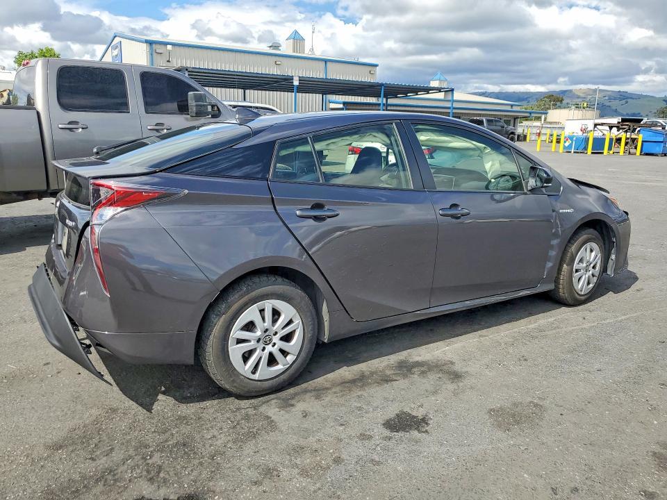 2016 Toyota Prius two