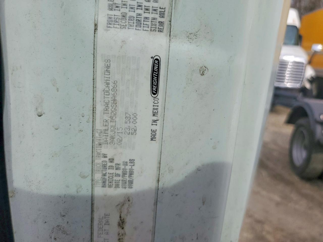 2016 Freigliner 2016 Freightliner Cascadia 125 Semi Truck