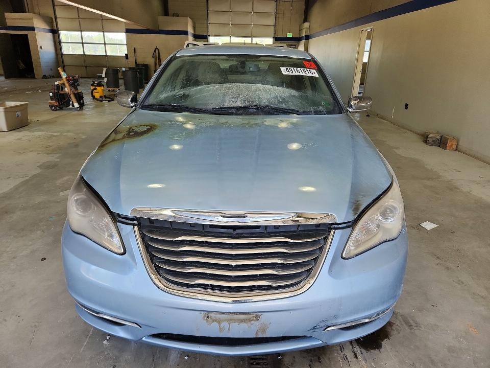2012 Chrysler 200 Limited