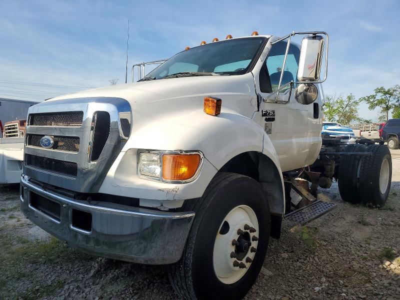 2005 Ford F750 Super-Delivery Truck