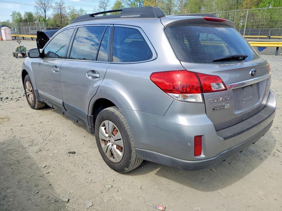 2010 Subaru Outback 2.5i