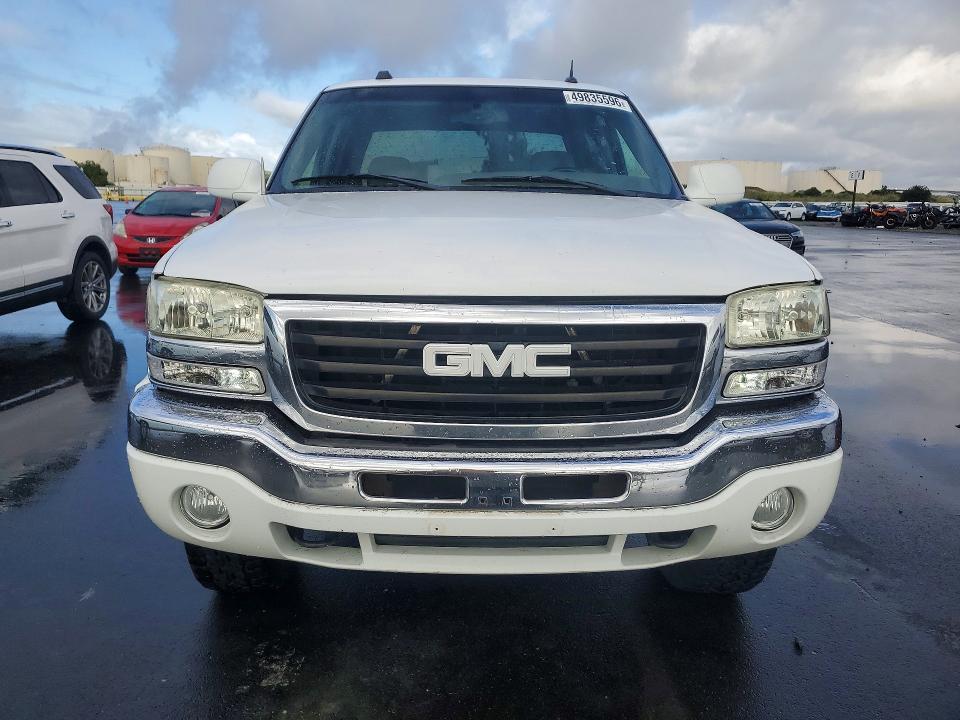 2004 GMC New Sierra K1500