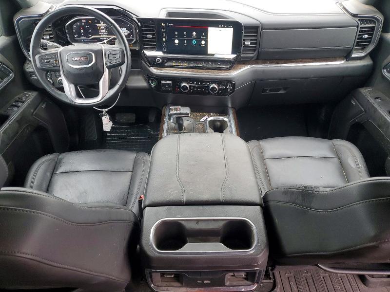 2024 GMC Sierra K1500 Elevation
