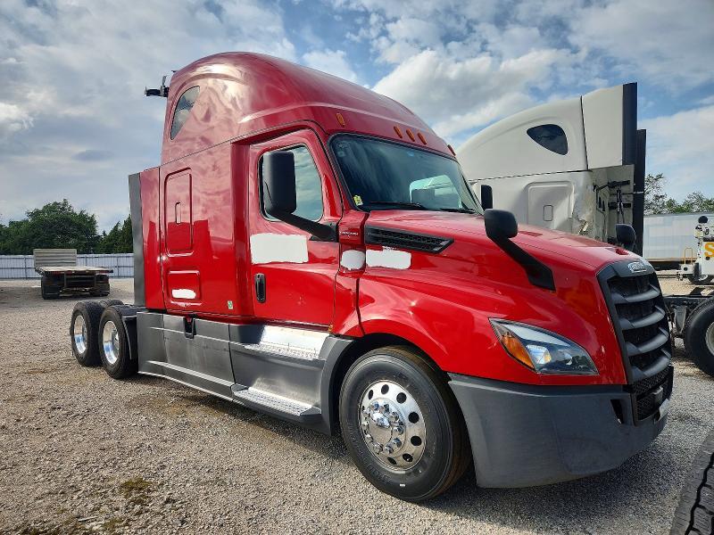 2020 Freightliner Cascadia 126 Semi Truck