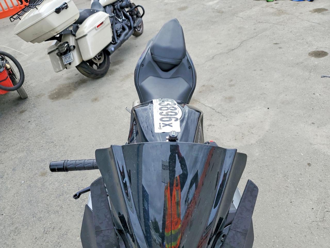 2025 Kawasaki EX500