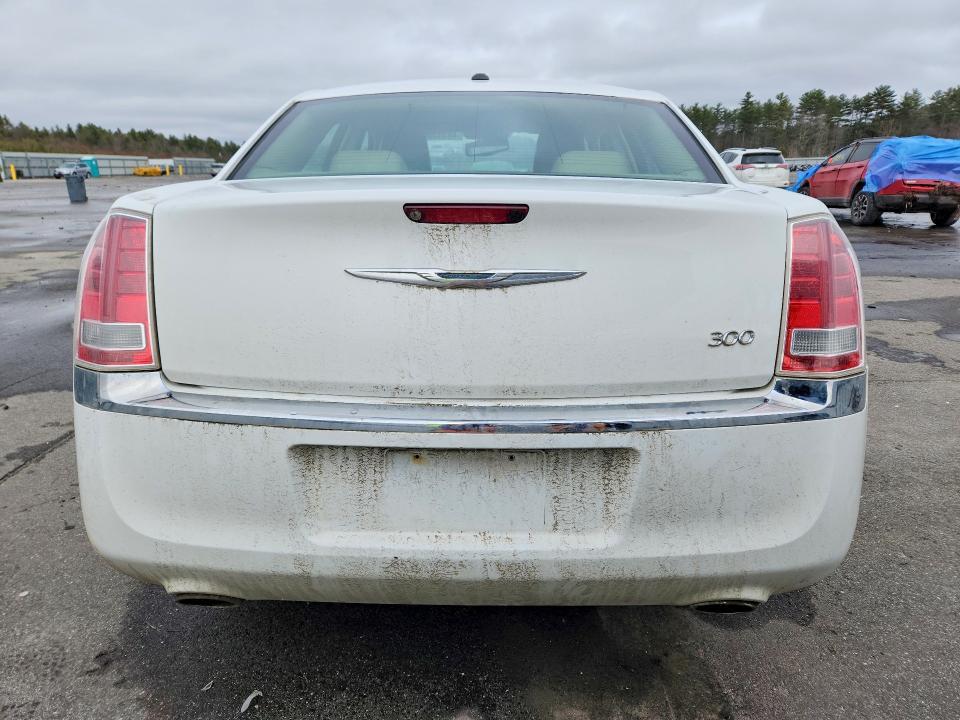 2011 Chrysler 300 Limited