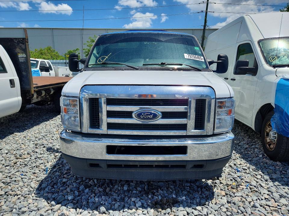 2021 Ford E350 Utility / Service Truck