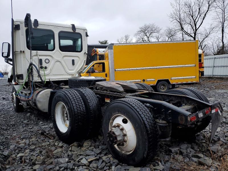 2021 Freigliner 2021 Freightliner Cascadia 126 Semi Truck