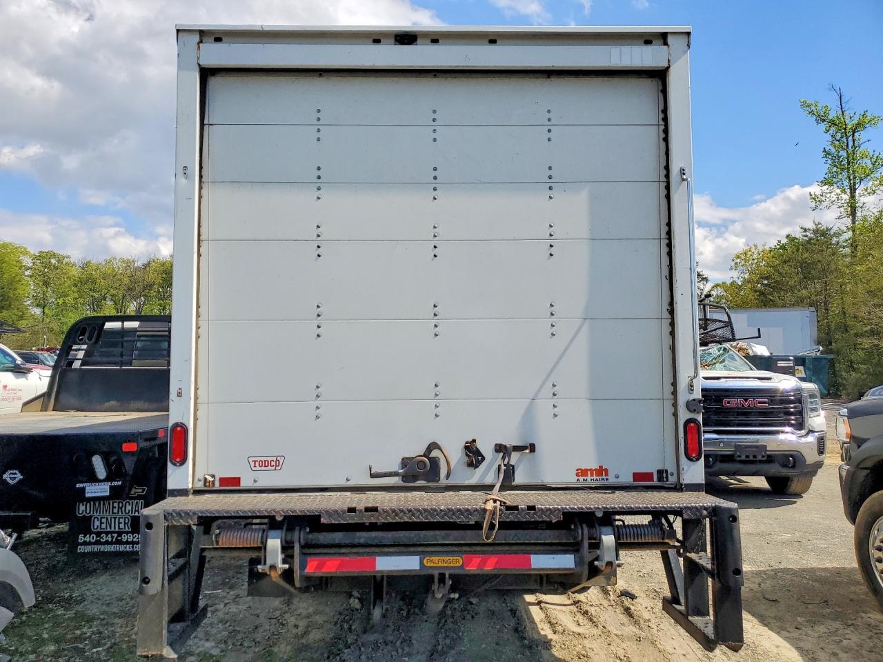 2020 Chevrolet Express BOX Truck