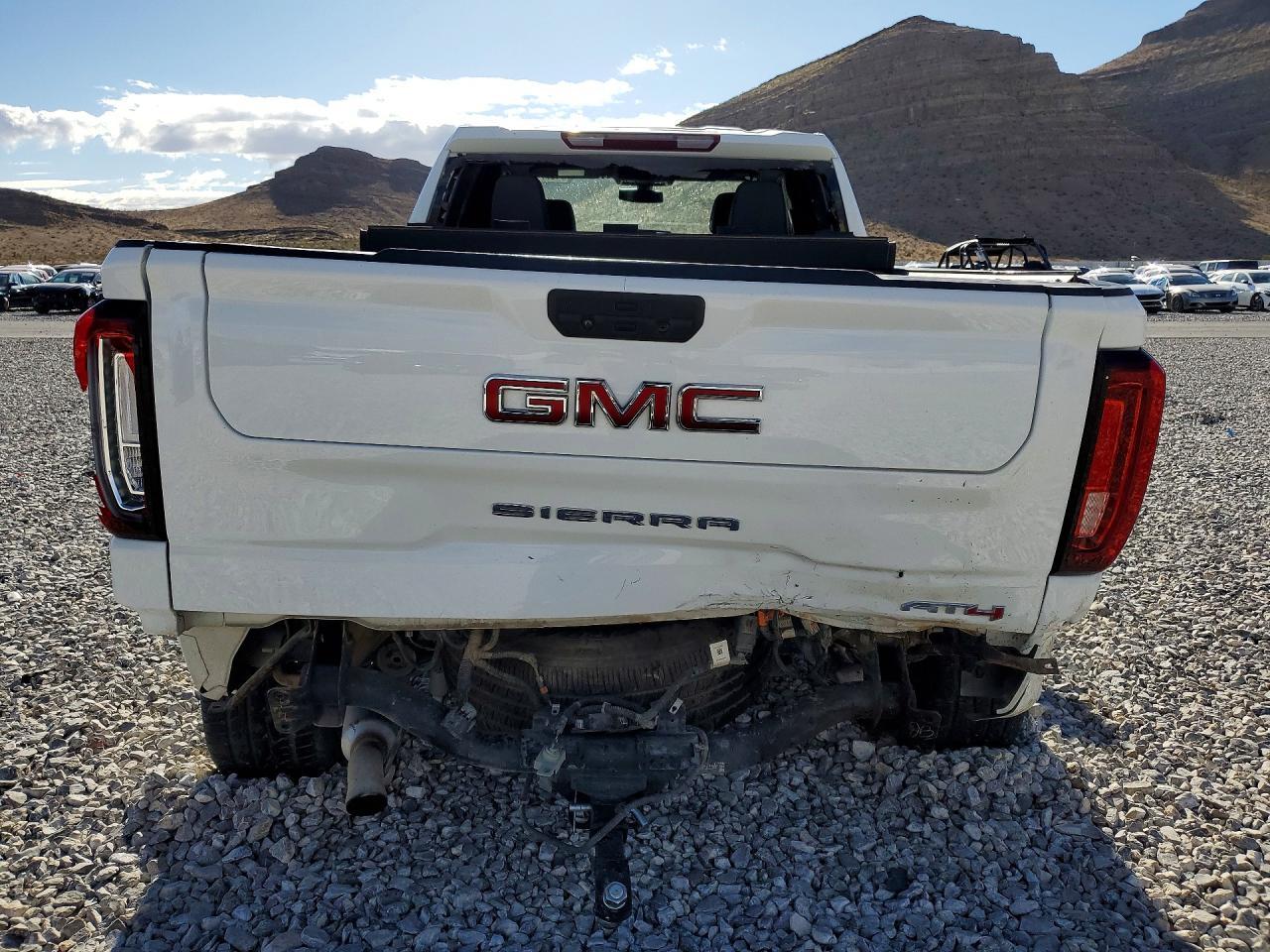 2021 GMC Sierra K1500 AT4