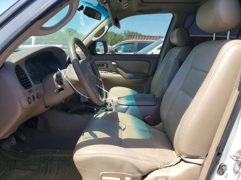 2002 Toyota Sequoia SR5