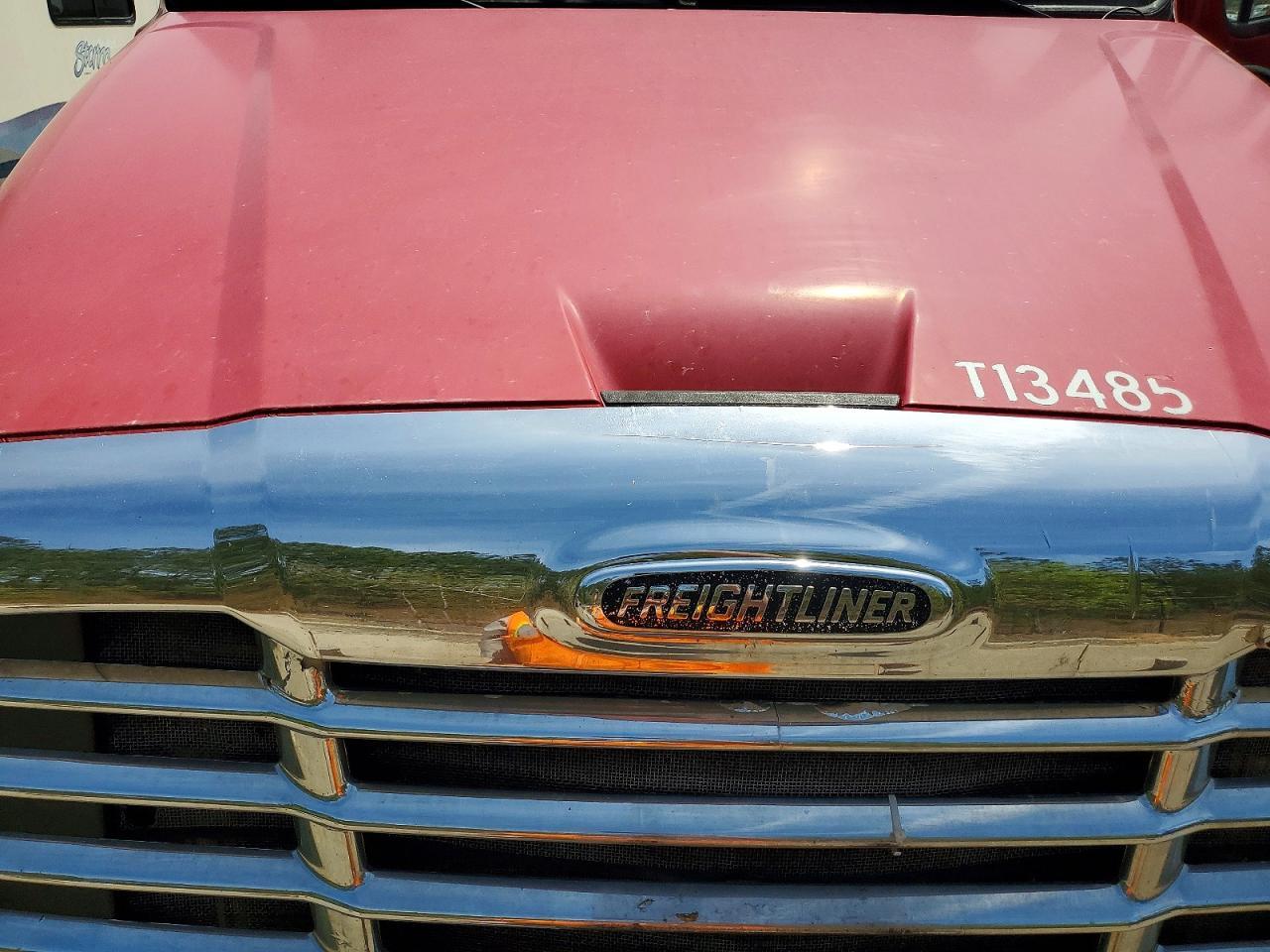 2011 Freigliner 2011 Freightliner Cascadia Semi Truck