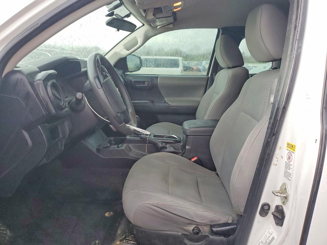 2016 Toyota Tacoma SR