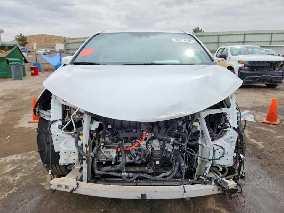 2024 Toyota Sienna Limited 7-passenger