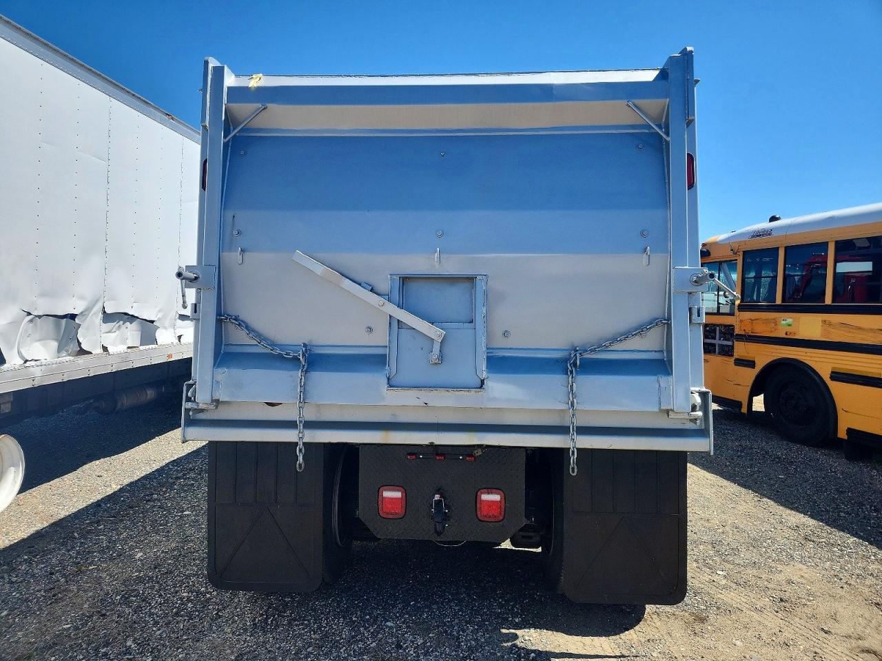 2018 Mack Anthem Dump Truck