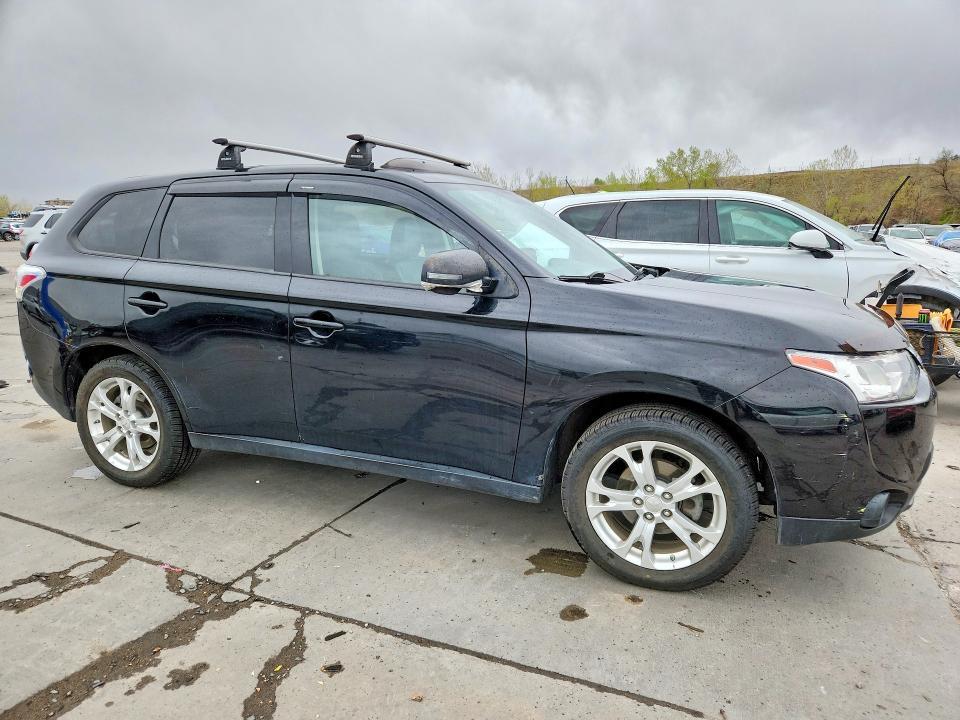 2014 Mitsubishi Outlander se