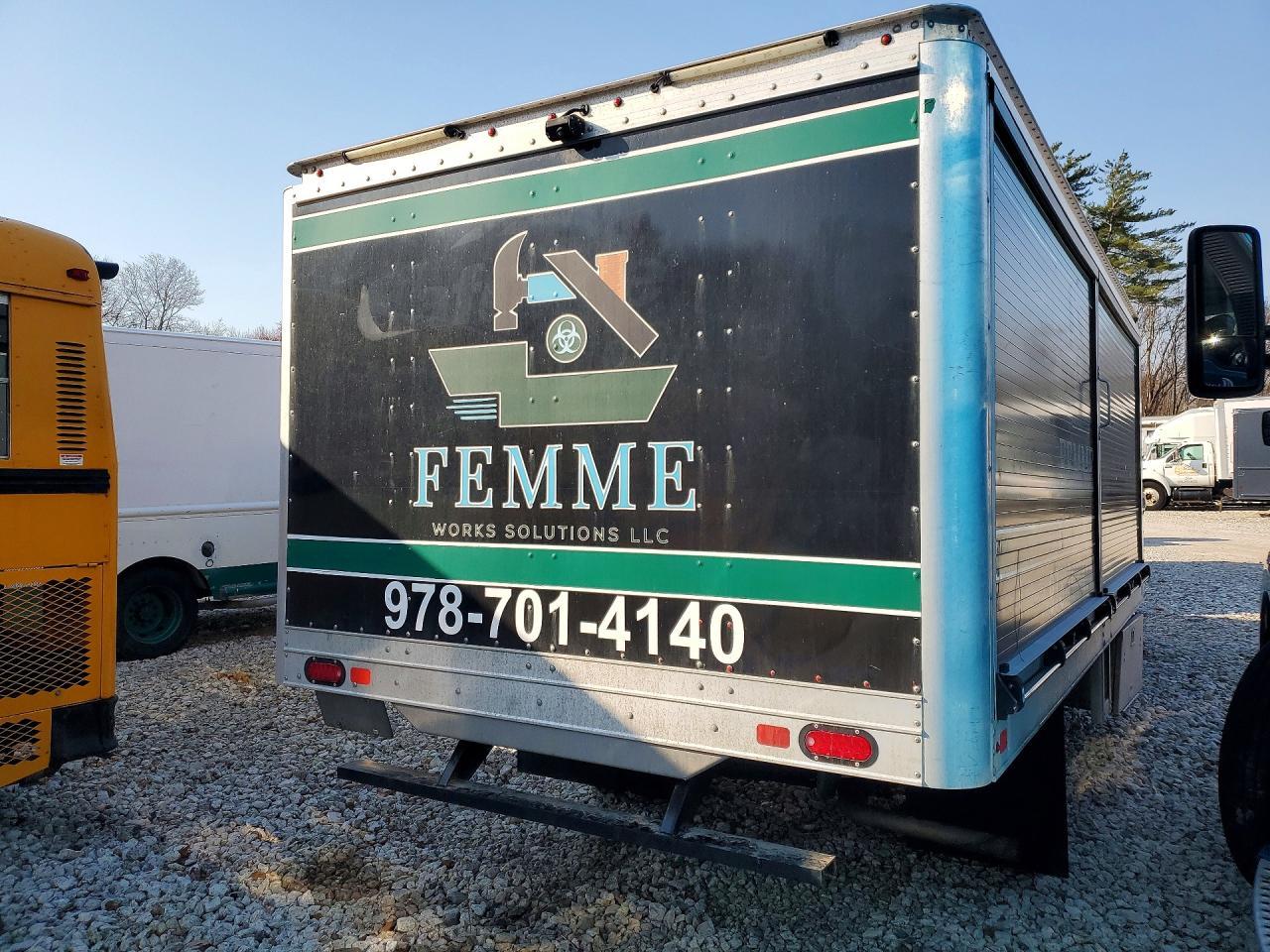 2022 Ford Transit U-BOX Truck