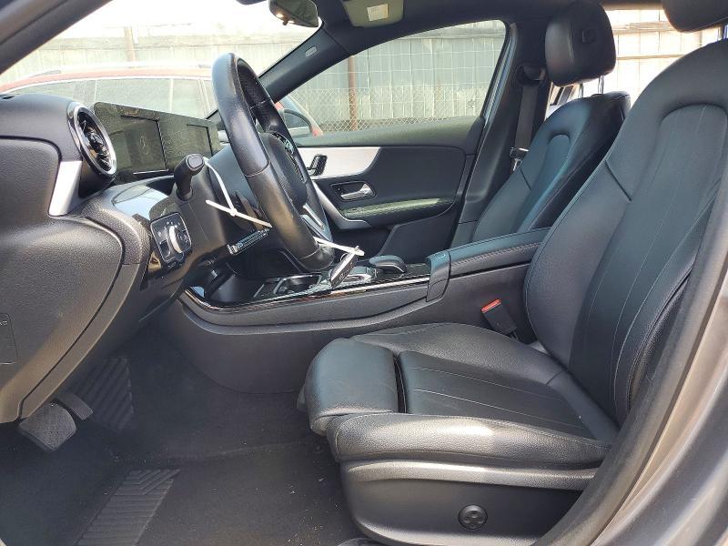 2020 Mercedes-Benz A 220