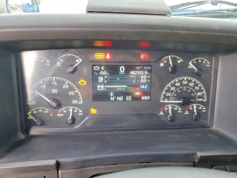 2021 Volv O VNL Semi Truck