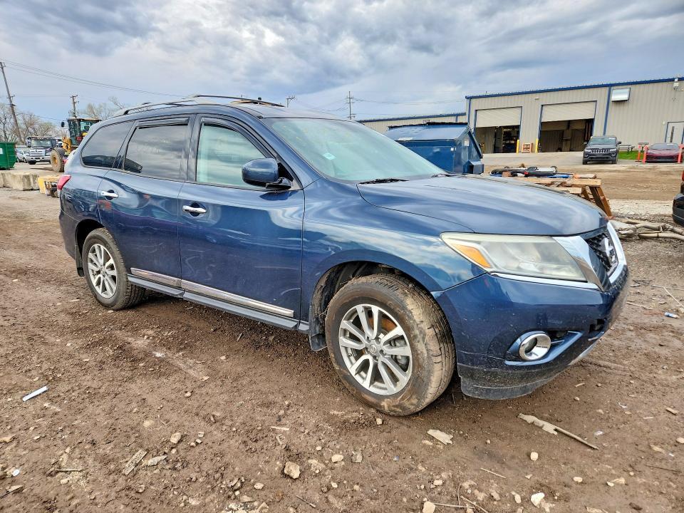 2013 Nissan Pathfinder s