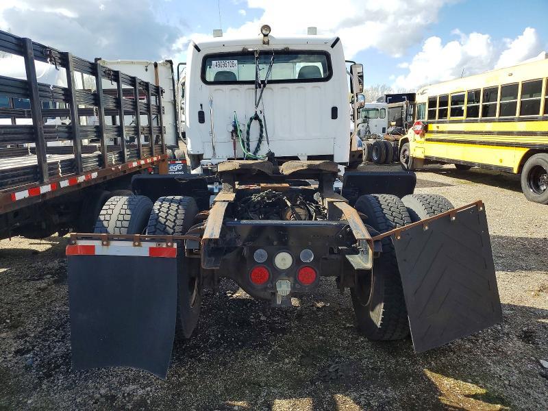 2009 Freigliner 2009 Freightliner Business Class M2 Semi Truck