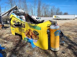 Salvage trucks for sale at Milwaukee, WI auction: 2001 Others Trailer