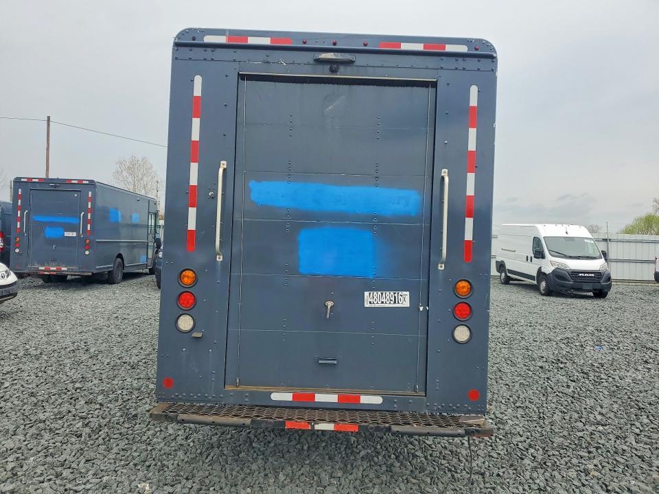 2020 Freigliner 2020 Freightliner MT45G Chassis Delivery Truck