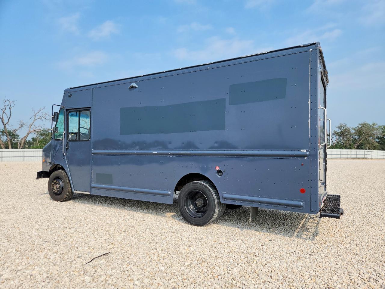2020 Freightliner Chassis M Line WALK-IN Van