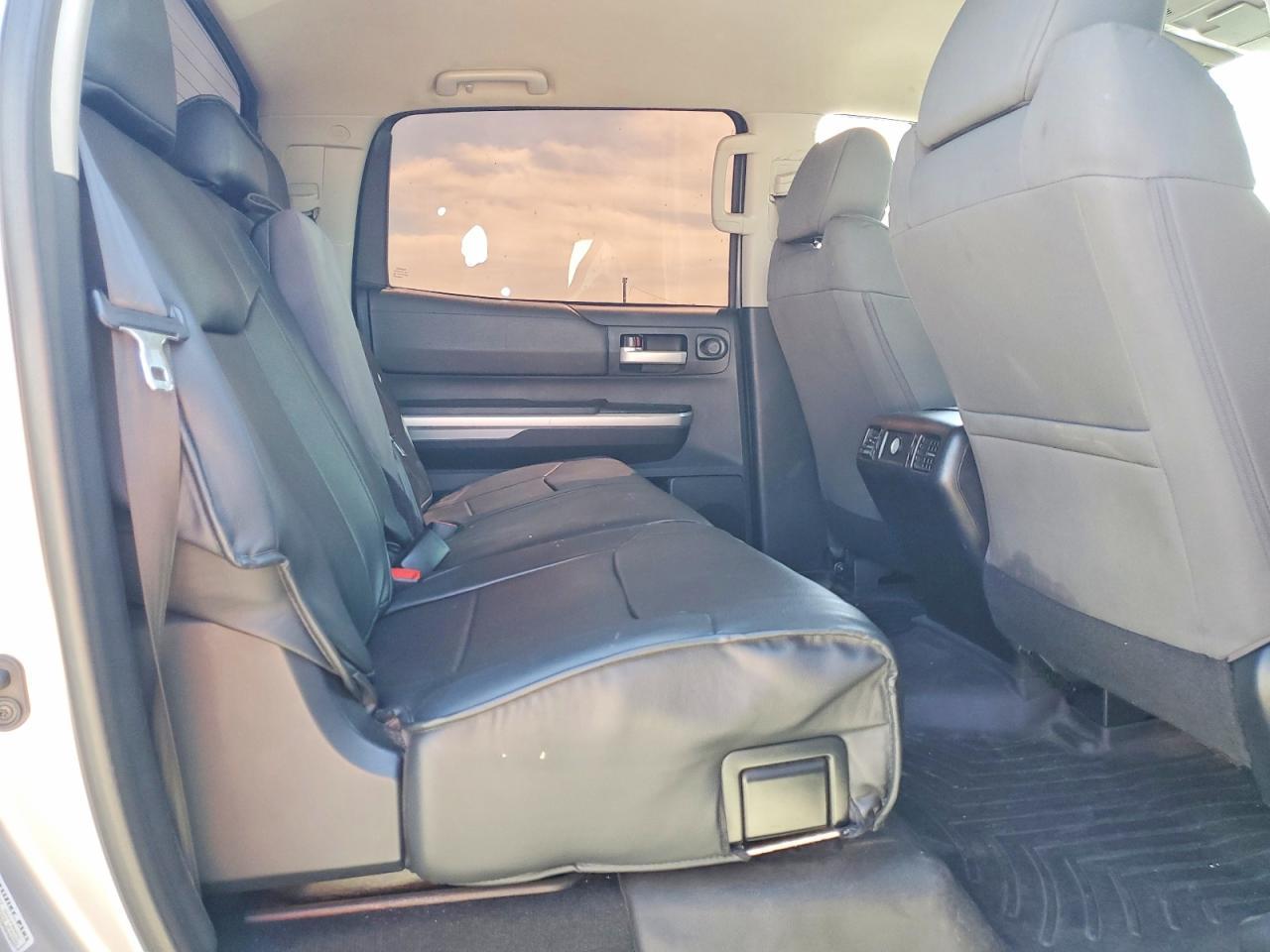 2014 Toyota Tundra Crewmax SR5