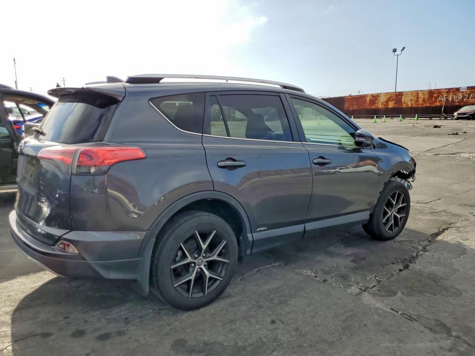 2018 Toyota Rav4 hv se