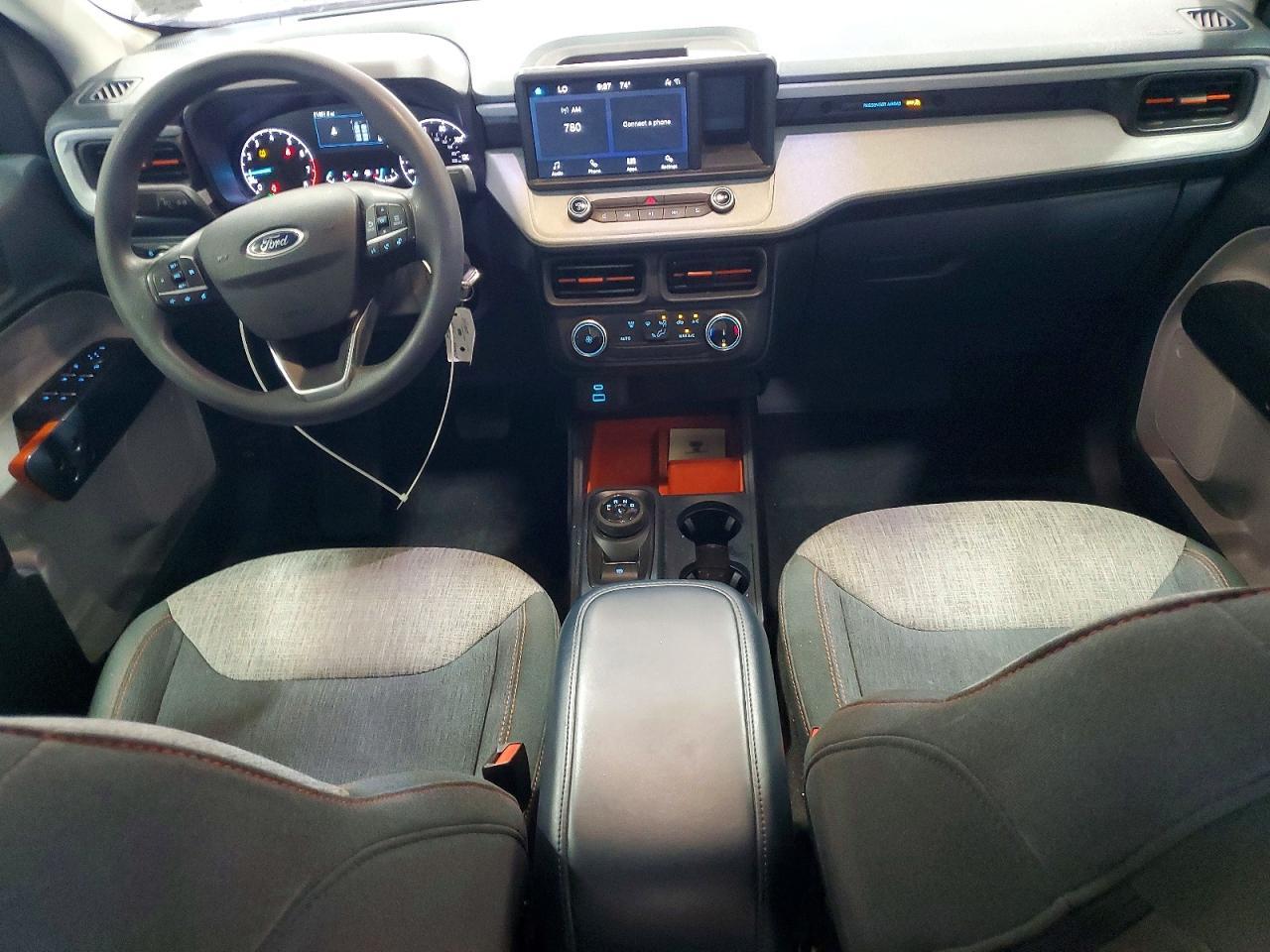 2022 Ford Maverick XL