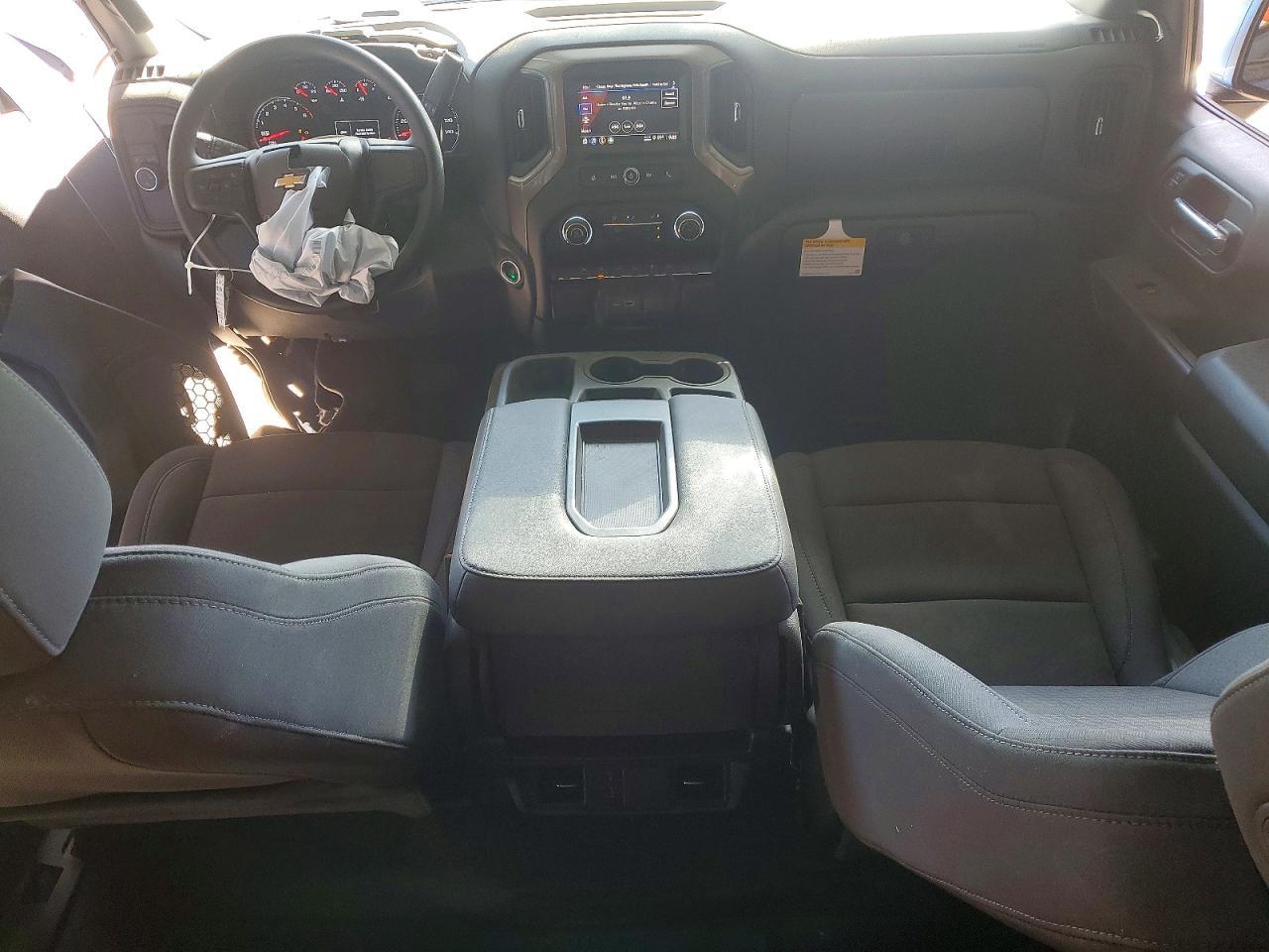 2026 Chevrolet Silverado C1500 Custom
