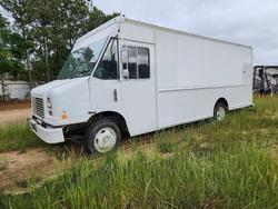 Salvage cars for sale from Copart Shreveport, LA: 2015 Ford F59