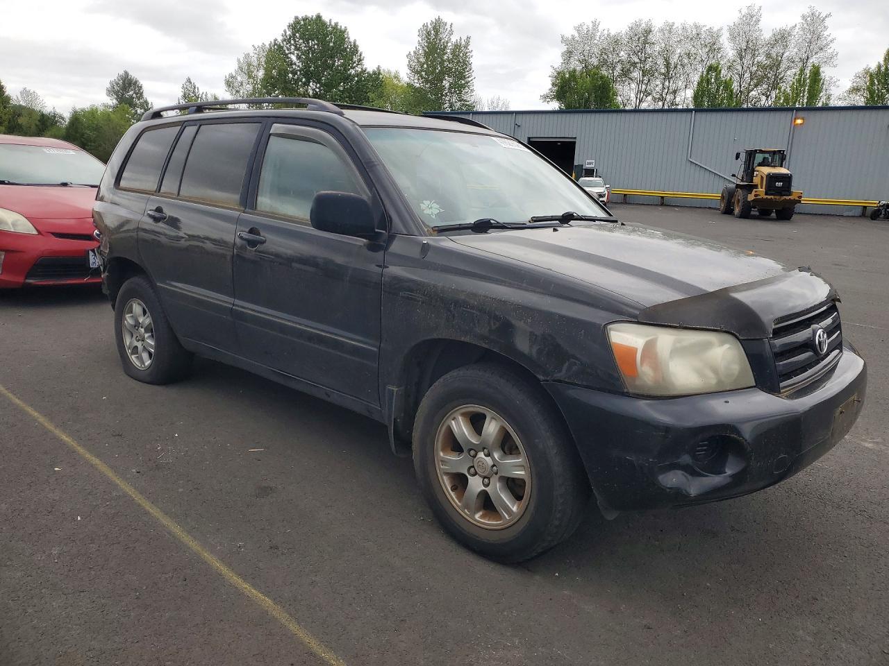 2004 Toyota Highlander Base
