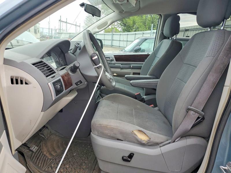 2010 Chrysler Town & Country Touring