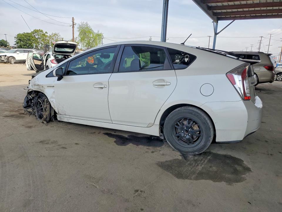 2014 Toyota Prius two