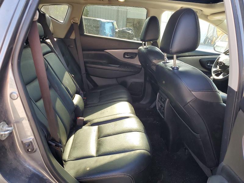 2019 Nissan Murano s