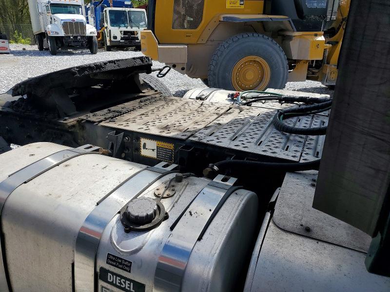 2015 Mack Cxu612 Semi Truck