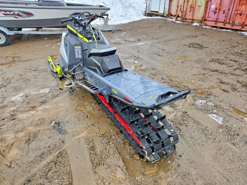 2022 POL 800 PRO