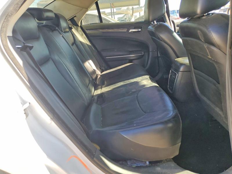 2015 Chrysler 300 Limited