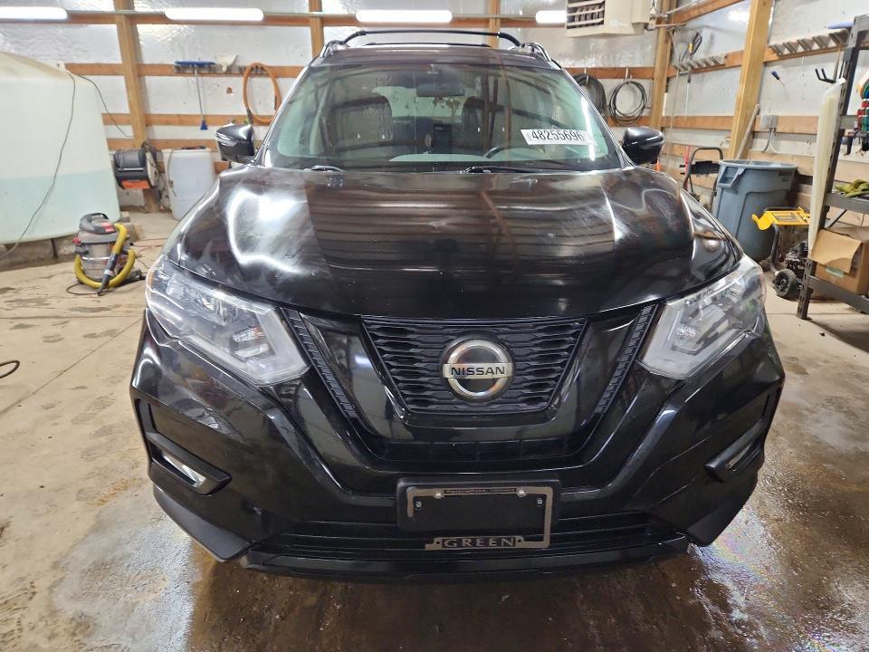 2018 Nissan Rogue sv