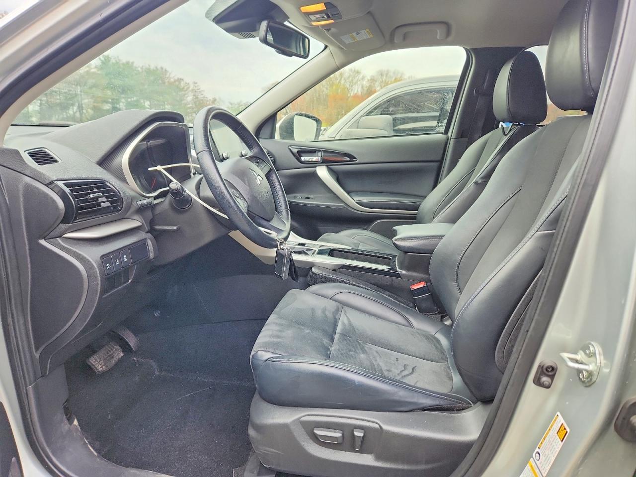2023 Mitsubishi Eclipse Cross se
