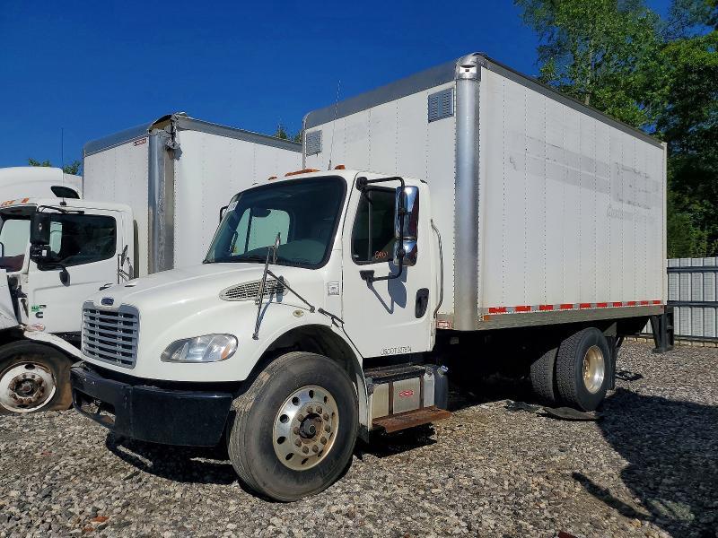2014 Freigliner 2014 Freightliner Business Class M2 BOX Truck