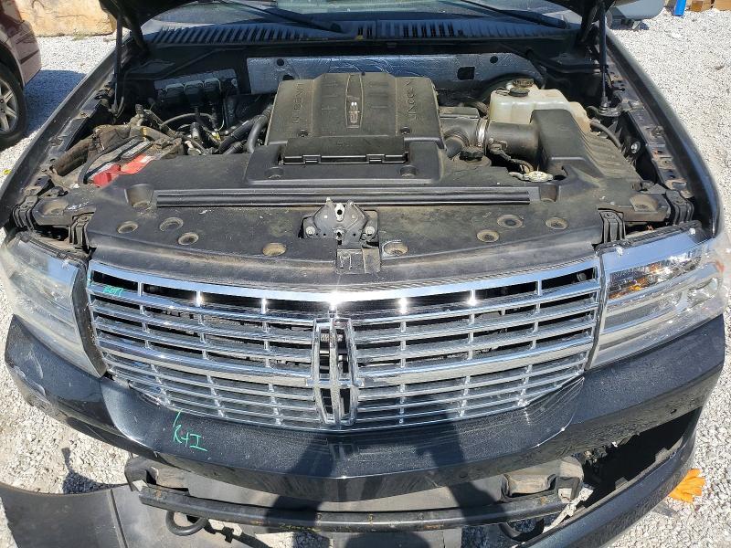 2013 Lincoln Townhouse Navigator