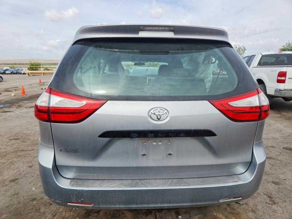 2015 Toyota Sienna l 7-passenger