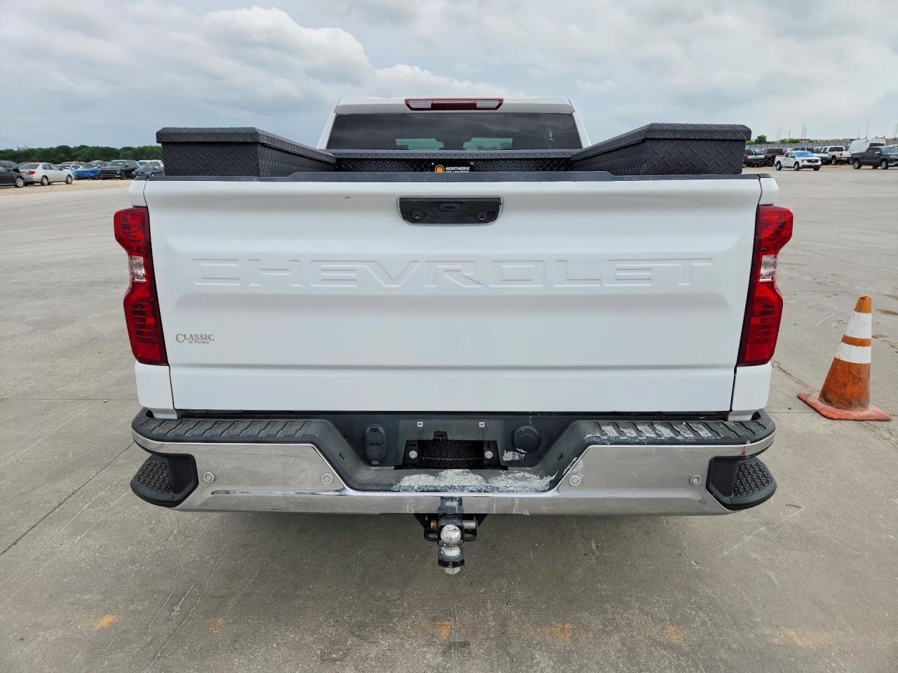 2024 Chevrolet Silverado C1500