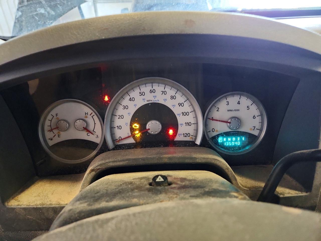 2005 Dodge Dakota SLT Flatbed Truck